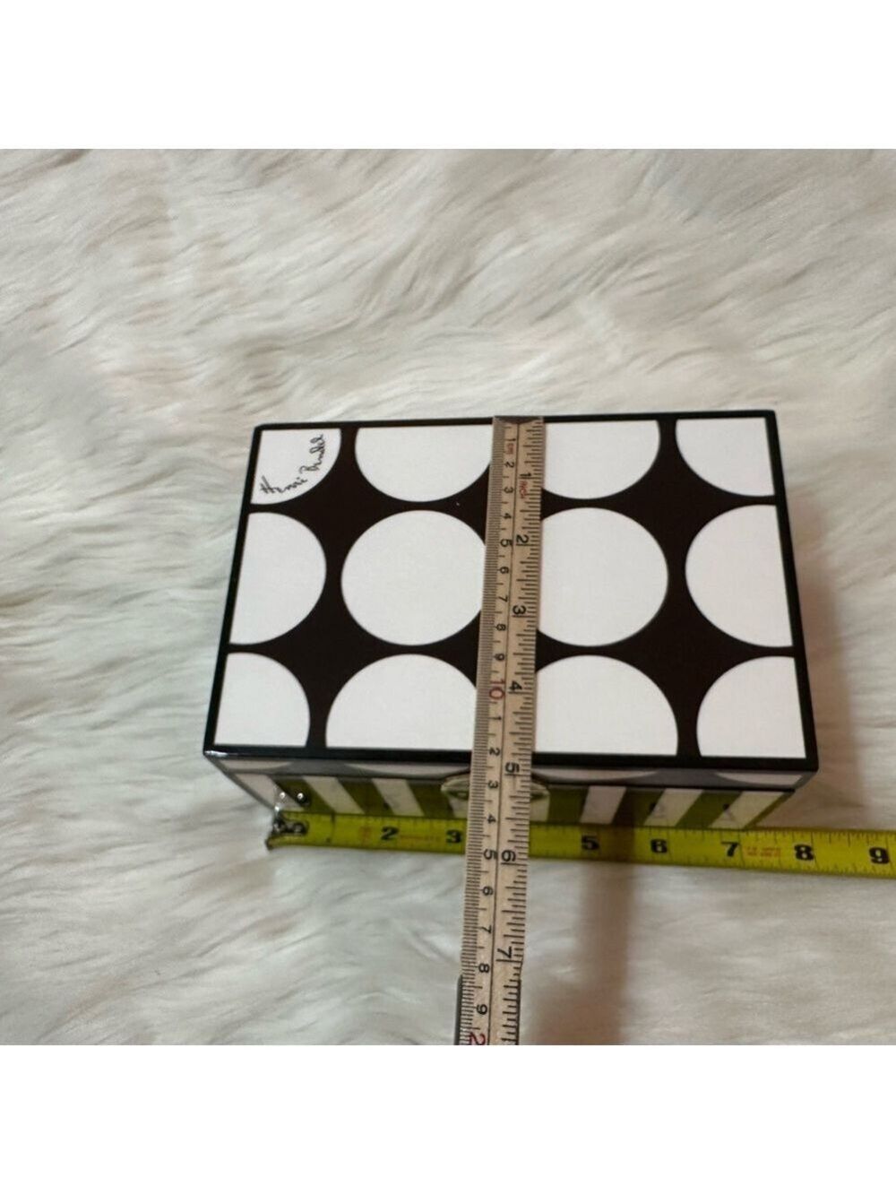HENRI BENDEL BROWN AND WHITE STRIPES AND SPOTS “HOT FOR DOTS” LAQUER JEWELY BOX - Picture 5 of 14
